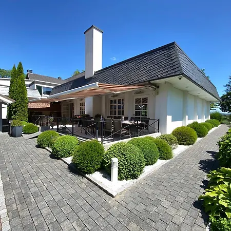 Haus Gerbens 호텔 3*